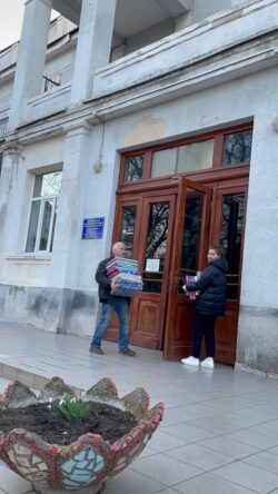Дети Театра на крыше - детям из детских домов Украины